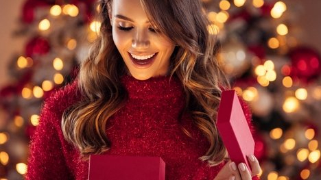 Gift Ideas For the Gals In Your Life